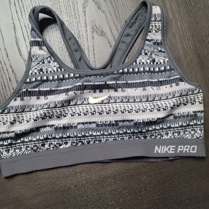 Nike pattern sports bra